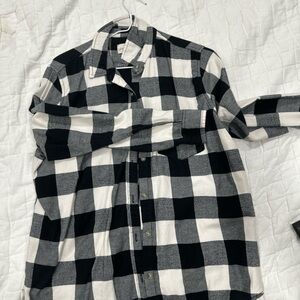 Universal Thread Plaid Shirt in Black and Cream